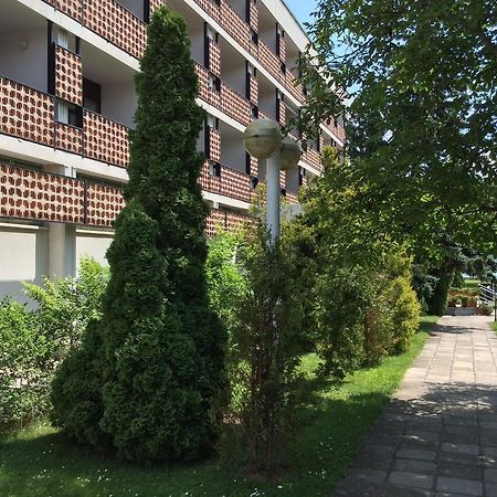 HOTEL UNI BALATONF RED 3 Magyarorsz g HUF 28623 rt l BOOKED