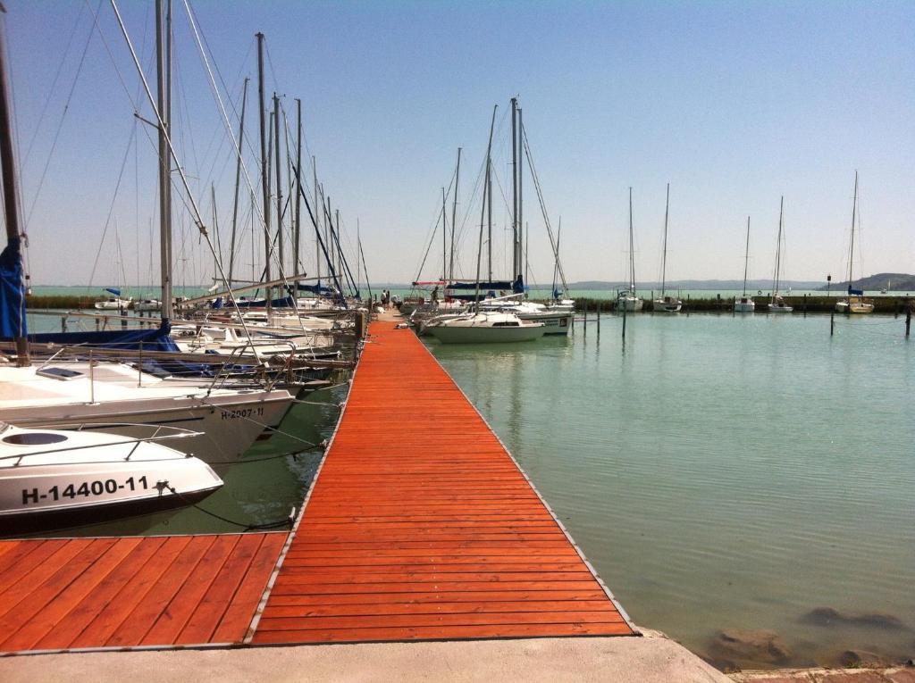 Hotel Uni Balatonfüred Kültér fotó