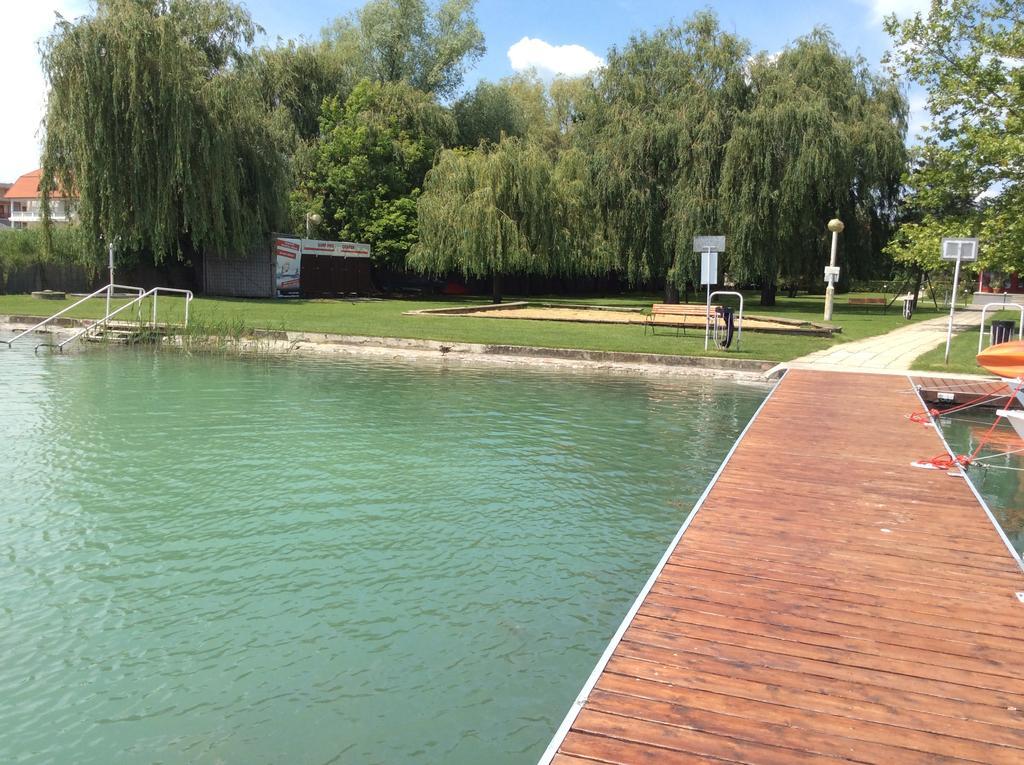 Hotel Uni Balatonfüred Kültér fotó